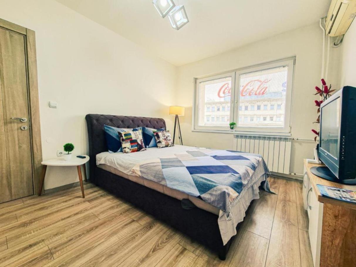 Rooftop Apartment At Mainsquare Скоп'є Екстер'єр фото