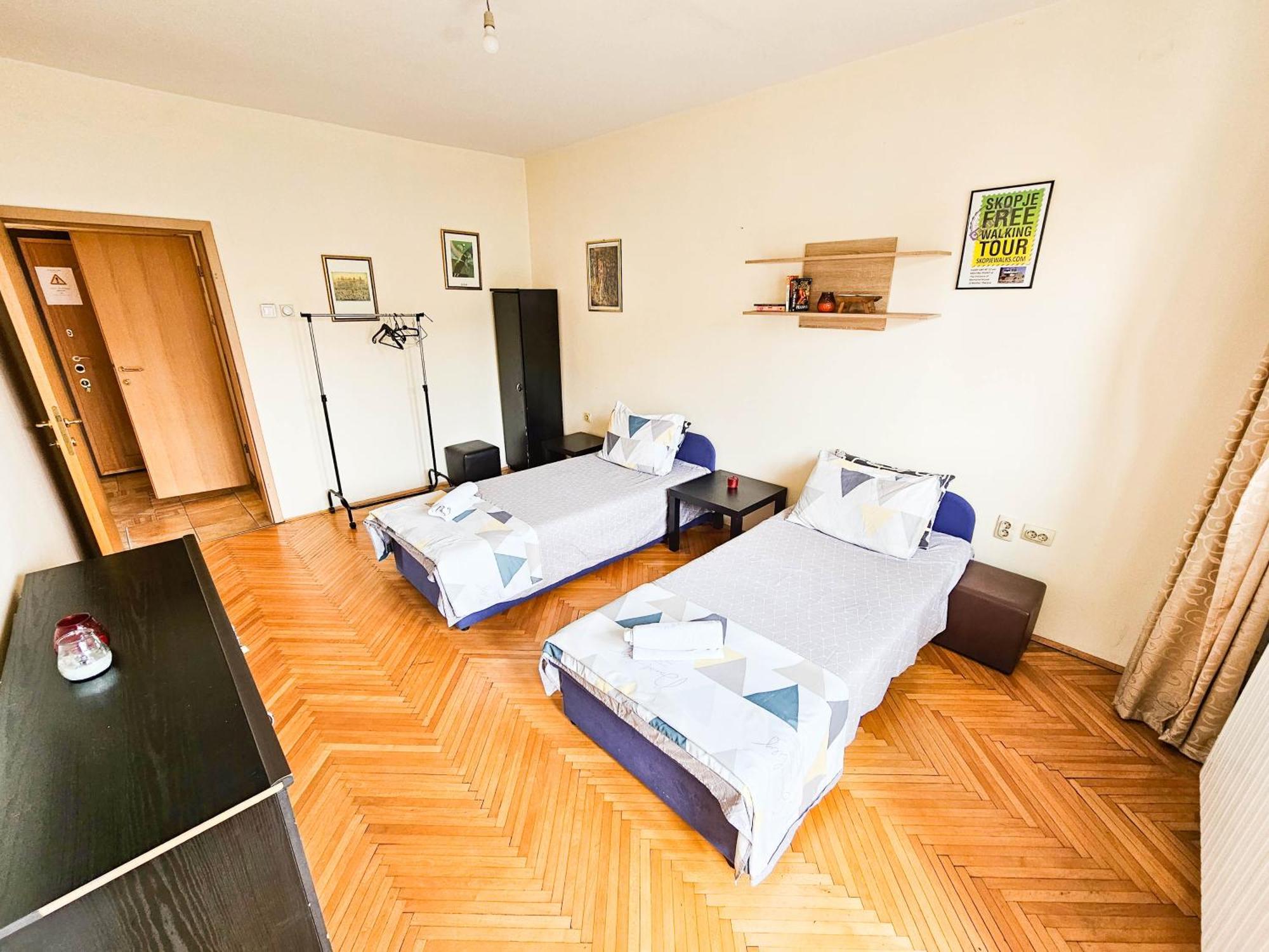 Rooftop Apartment At Mainsquare Скоп'є Екстер'єр фото