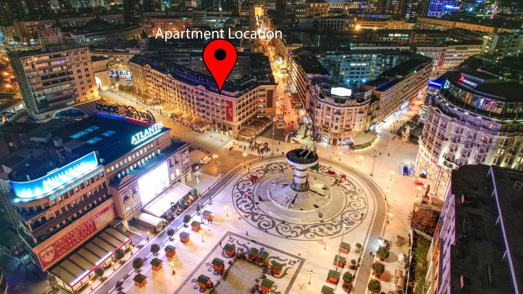 Rooftop Apartment At Mainsquare Скоп'є Екстер'єр фото